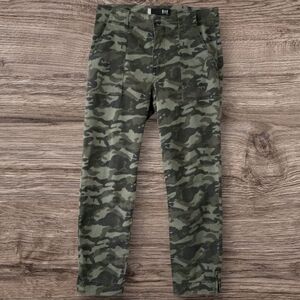 Kut Women’s Reese Zip Ankle Straight Leg Camo Pants Sz 10